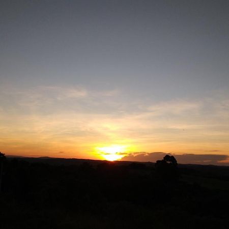 Pousada E Chales Por Do Sol São Tomé das Letras Eksteriør billede